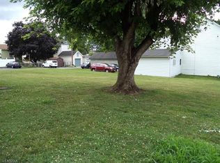 305 N Prospect St, Phillipsburg, NJ 08865