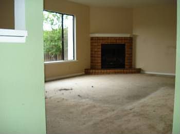 3rd image of 499 E Newlove Dr APT B