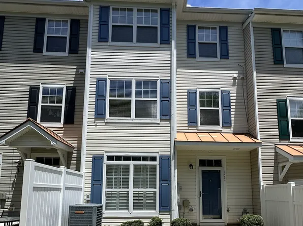 2210 Valley Edge Dr Unit 105, Raleigh, NC 27614