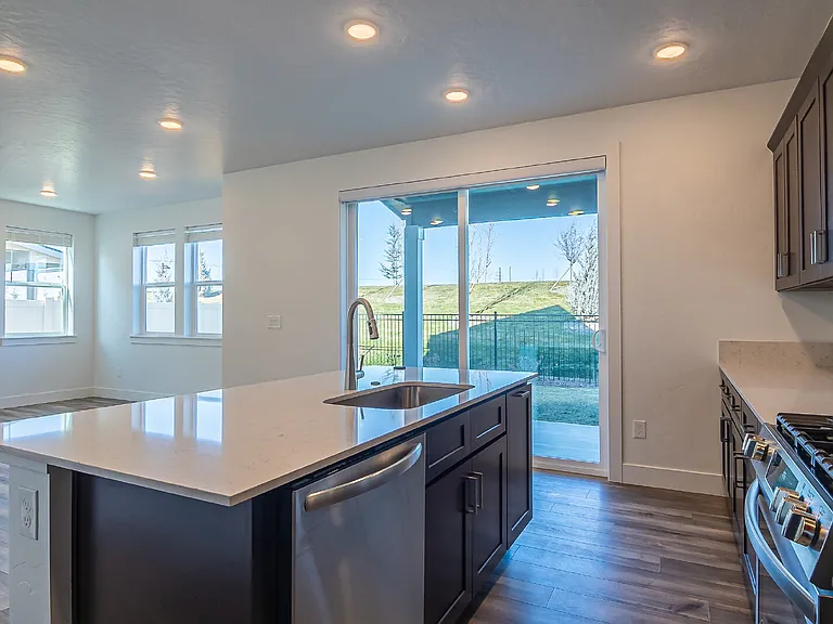 8238 W Fern St — Photo 7