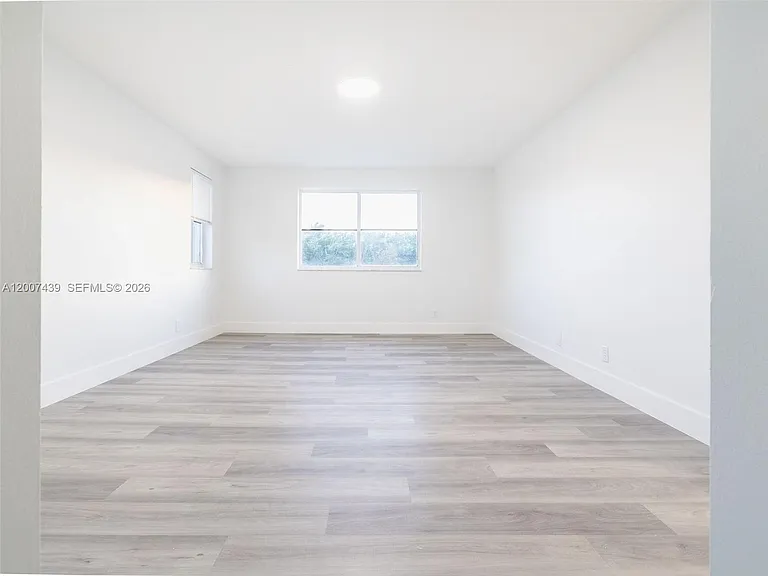 801 Tanglewood Cir — Photo 29