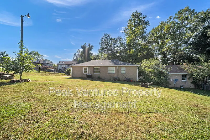 2 bed, 1.0 bath, 660 sqft, $1,150 — Photo 4