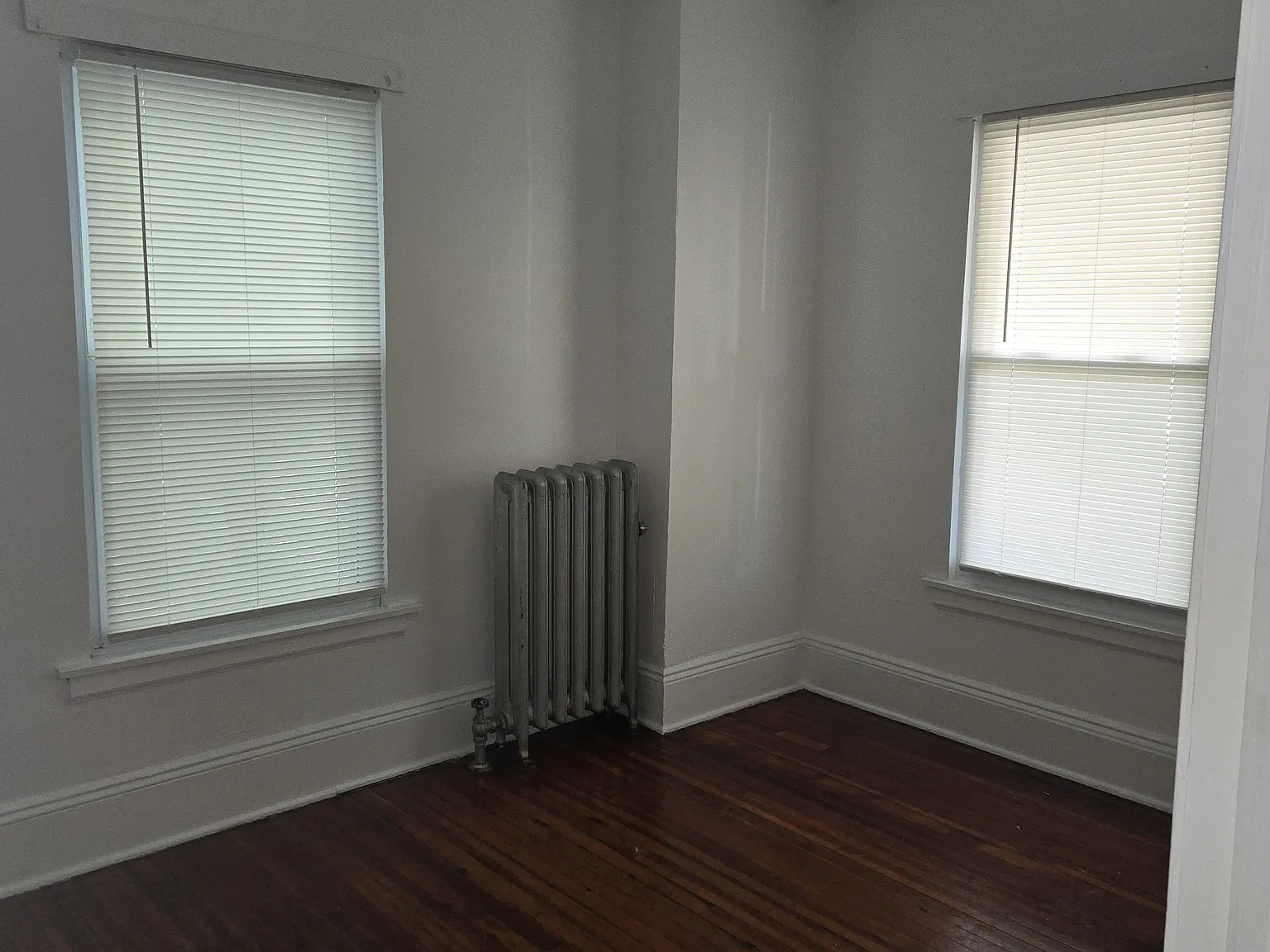 4 bed, $2,300 — Photo 4