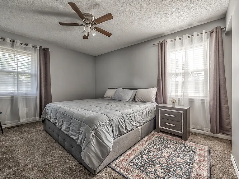8601 N Pomona Ave — Photo 19