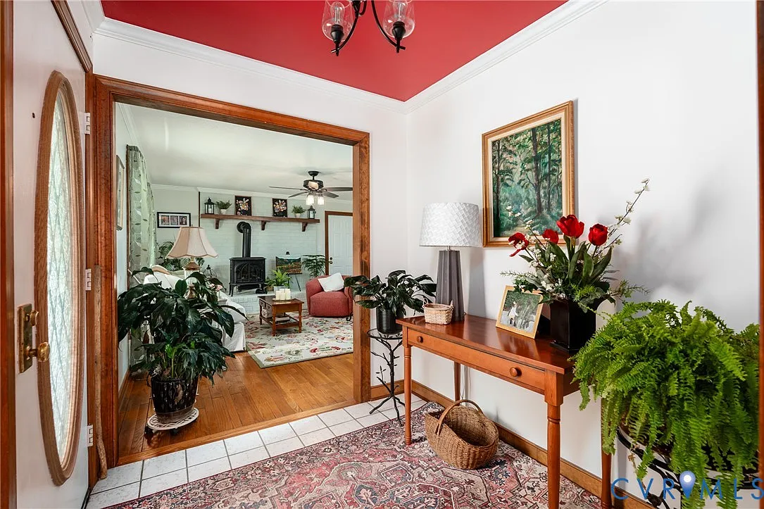 4 bed, 2.0 bath, 3104 sqft, $2,850 — Photo 4