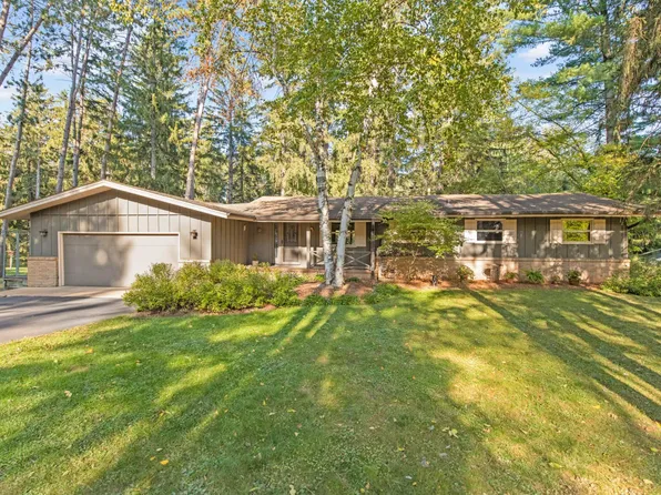 14281 Saint Croix Trl N, Stillwater, MN 55082