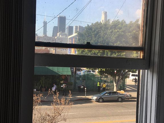 5th image of 741 S San Pedro St