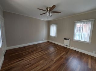 1222 E 10th St #4, Long Beach, CA 90813