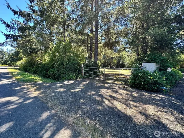 357 Orion Avenue SW, Ocean Shores, WA 98569
