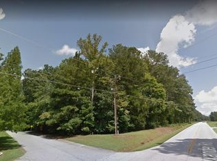 102 Kingswood Ct, Greenwood, SC 29646