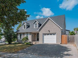 154 Covington Cres, Kitchener, ON N2N 2X4