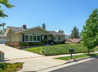 9426 Cerro Vista Dr, Tujunga, CA 91042
