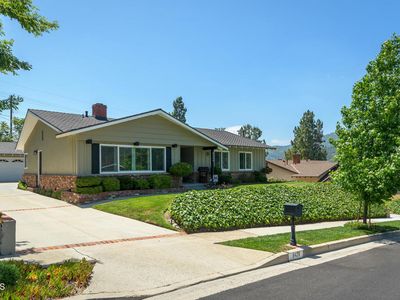9426 Cerro Vista Dr, Tujunga, CA, 91042