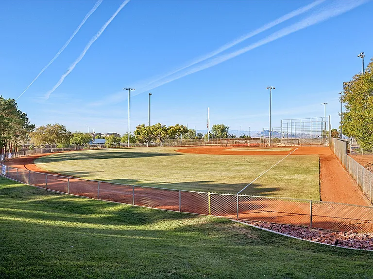 Neighborhood Park (Mission Hills)