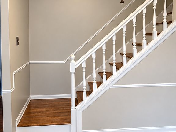 2nd image of 23712 Clarkson St
