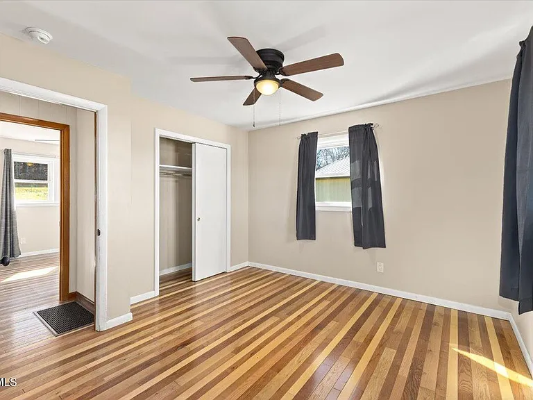 1122 Highway 107 — Photo 20
