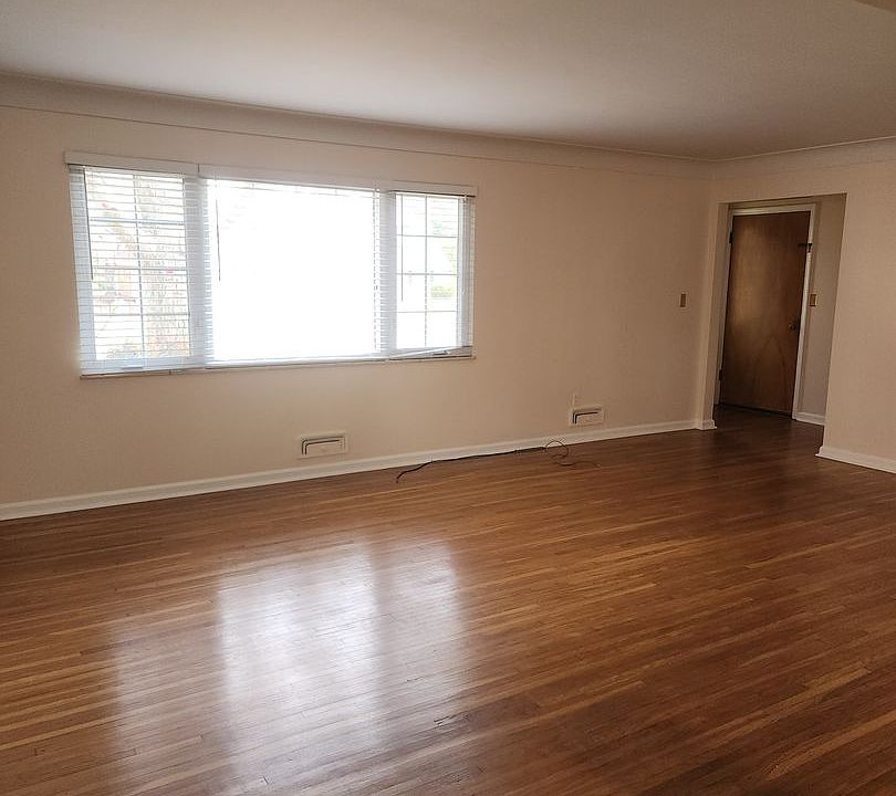 2139 Evergreen Apartment Rentals Ottawa Hills, OH Zillow
