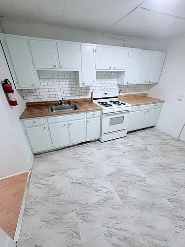 90 West St #2L Photo 1