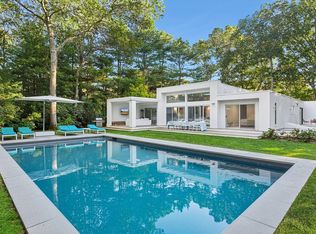 43 Westwood Rd, Wainscott, NY 11937