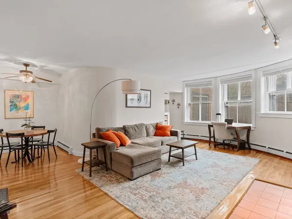 478 Beacon St APT B2, Boston, MA 02115