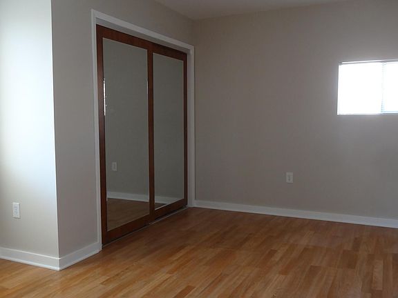 5th image of 323 Madison St NE #1/2