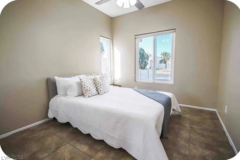 3 bed, 3.0 bath, 1576 sqft, $2,500 — Photo 3