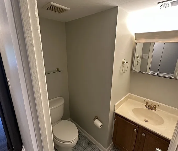 8216 Shady Spring Dr — Photo 20