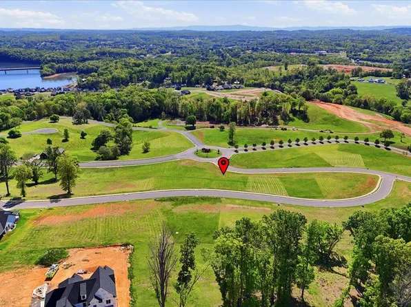 300 Cove Rd, Morristown, TN 37813