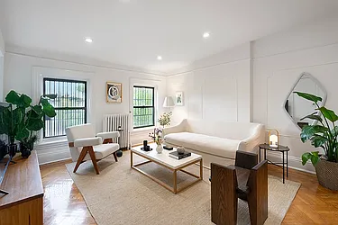 215 Clermont Avenue #4 image 1 of 8