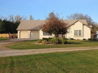 194 NW 351st Rd, Clinton, MO 64735