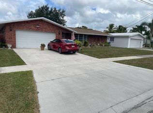 1700 W River Dr, Margate, FL 33063