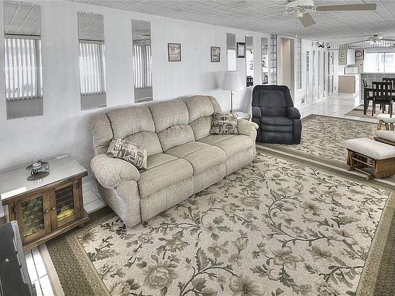4th image of 187 E ARIEL ROAD