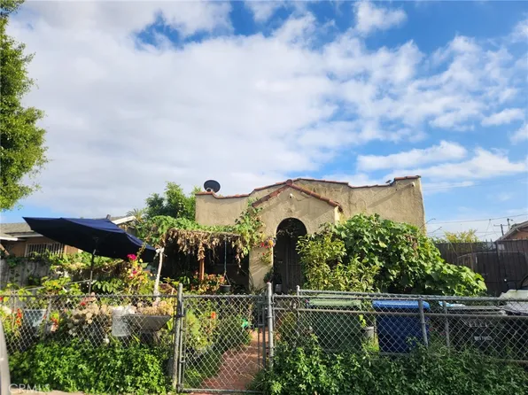 806 E 105th St, Los Angeles, CA 90002