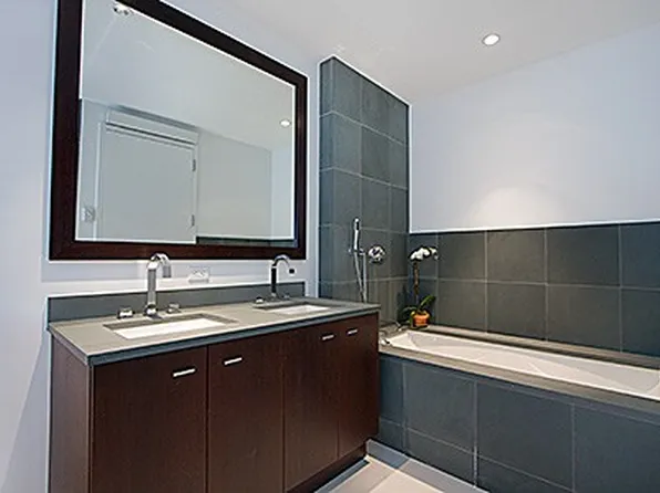 33 West 56th Street image 7 of 12