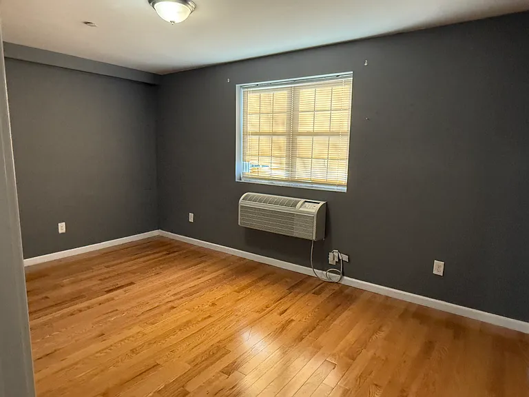 1605 Taylor Ave #2 — Photo 6