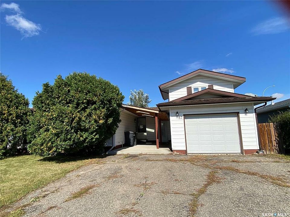 1st image of 82 Hillbrooke Dr