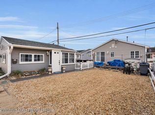 35 E Plover Way, Lavallette, NJ 08735