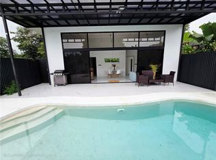 15 Taliesin Dr #C, Aurora, IL 60506