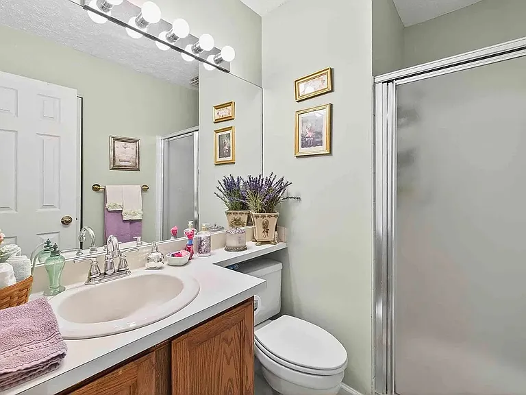 1894 E Bay Pointe Dr — Photo 10