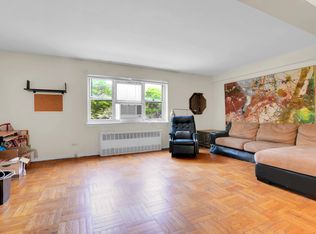 29-30 138th St #1B, Flushing, NY 11354