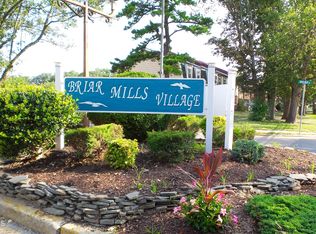 2 Briar Mills Dr, Brick, NJ 08724