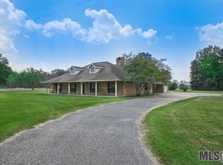 13711 Oak Bend Dr, Baker, LA 70714