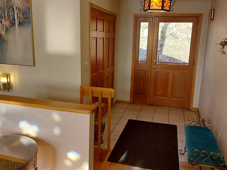 1096 Aspen Dr — Photo 7