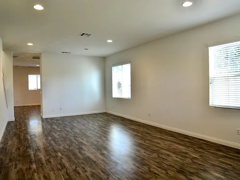 14234 Grayling Dr — Photo 2