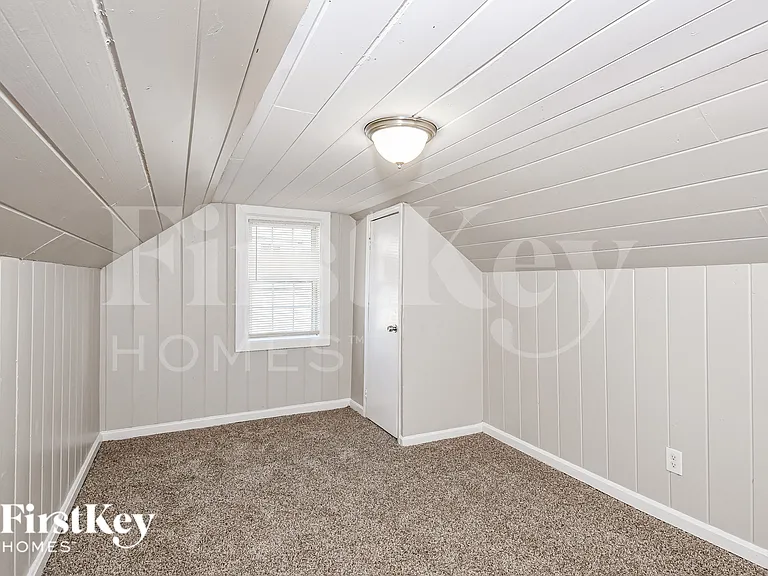 1567 Mayflower Ave SW — Photo 12