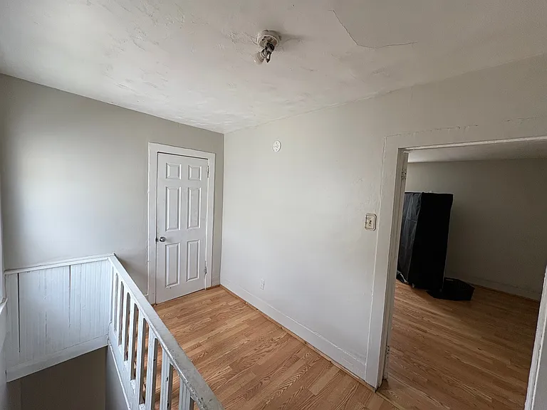 207 Dunseith St — Photo 8