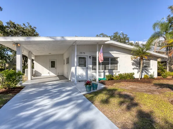 2575 Hillview St, Sarasota, FL 34239