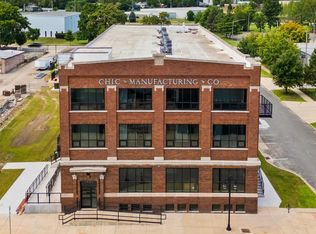 1001 SW Adams St #207, Peoria, IL 61602