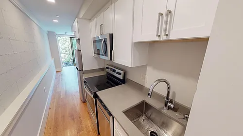 1311 Pennsylvania Ave SE #1 Photo 1