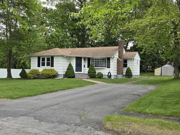 80 Dobbins St, Waltham, MA 02451